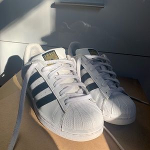 Classic Adidas Super Star